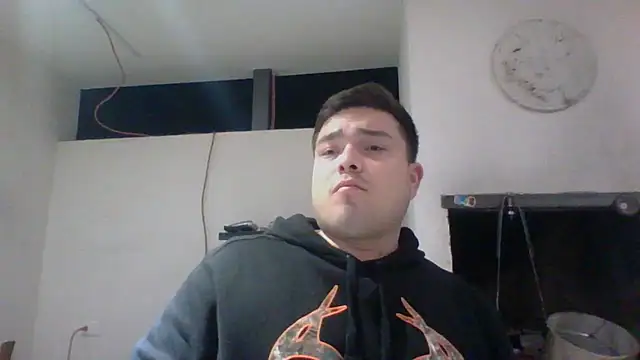 Snapshot of DirtyRcride chatting on December 22, 4:50 am DirtyRcride online show from December 22, 4:50 am