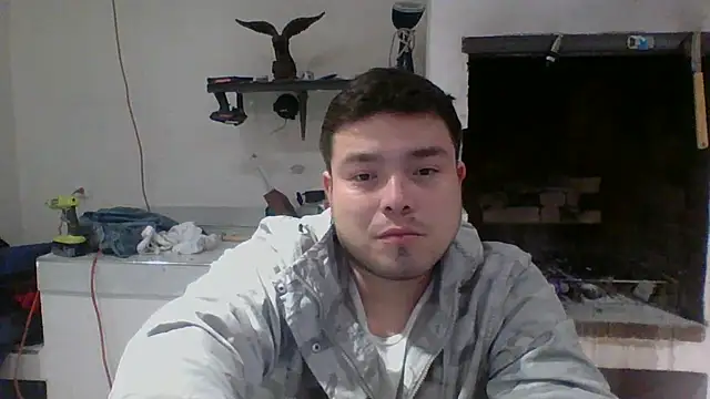 Snapshot of DirtyRcride chatting on December 26, 5:58 am DirtyRcride online show from December 26, 5:58 am