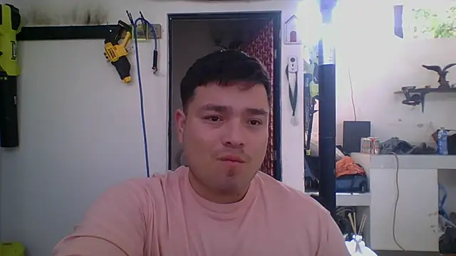 Snapshot of DirtyRcride chatting on December 30, 6:16 pm DirtyRcride online show from December 30, 6:16 pm