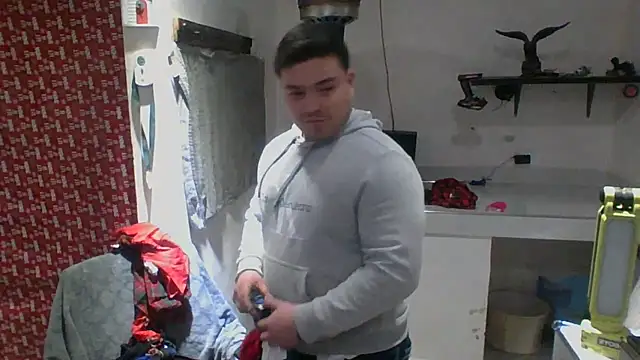 Snapshot of DirtyRcride chatting on January 2, 5:24 am DirtyRcride online show from January 2, 5:24 am