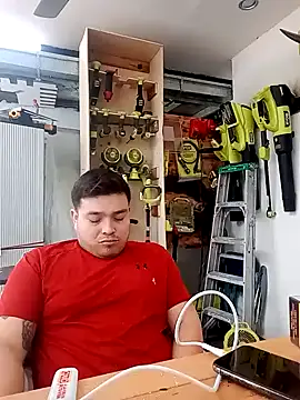 Snapshot of DirtyRcride chatting on January 2, 7:40 pm DirtyRcride online show from January 2, 7:40 pm