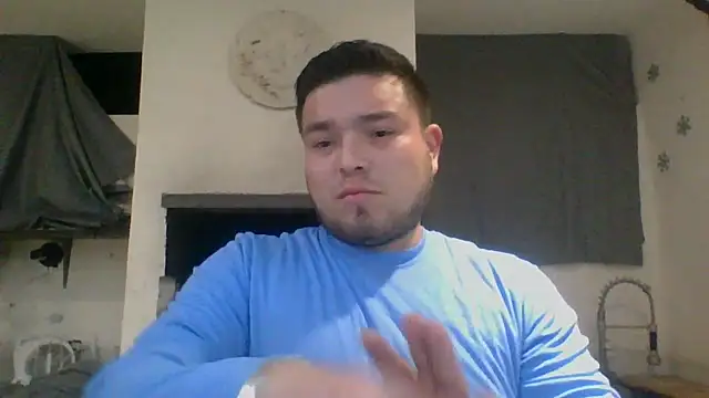 Snapshot of DirtyRcride chatting on January 26, 4:41 am DirtyRcride online show from January 26, 4:41 am