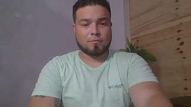 Snapshot of DirtyRcride chatting on September 24, 8:45 pm DirtyRcride online show from September 24, 8:45 pm