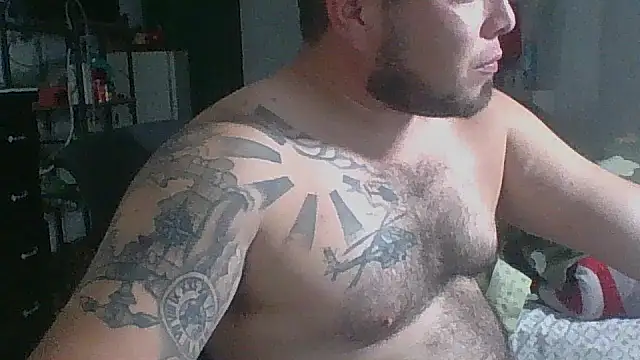 Snapshot of DirtyRcride chatting on September 26, 8:29 am DirtyRcride online show from September 26, 8:29 am