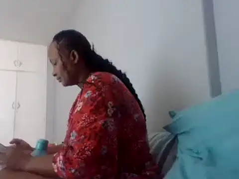 BabeAssXX online show from March 10, 8:48 am