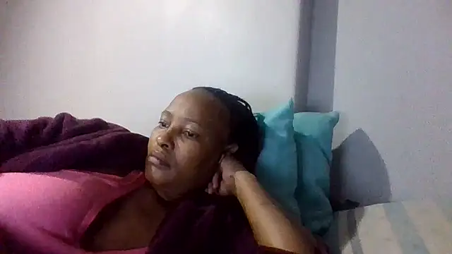 BabeAssXX online show from October 18, 4:30 pm