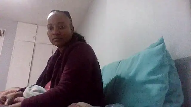 BabeAssXX online show from December 14, 5:13 am