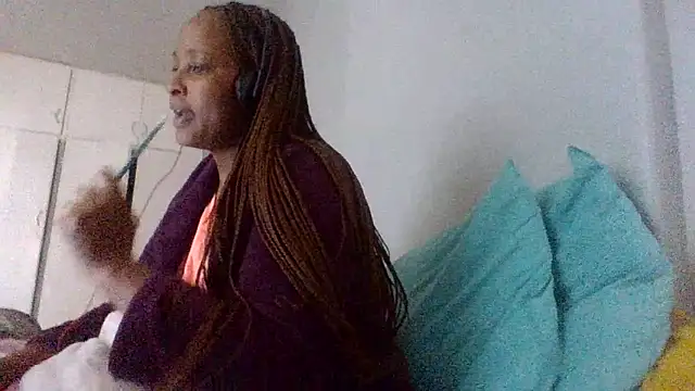 Snapshot of BabeAssXX chatting on April 25, 1:41 pm BabeAssXX online show from April 25, 1:41 pm