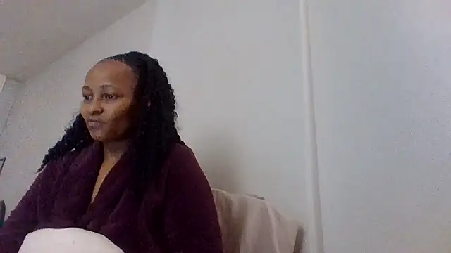 Snapshot of BabeAssXX chatting on June 6, 8:19 am BabeAssXX online show from June 6, 8:19 am