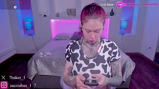 Snapshot of ViolettaBaker_ chatting on March 13, 7:39 pm ViolettaBaker online show from March 13, 7:39 pm