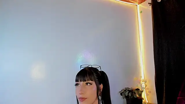 Snapshot of IssaandNeron_sex chatting on May 30, 4:37 pm IssaandNeron sex online show from May 30, 4:37 pm