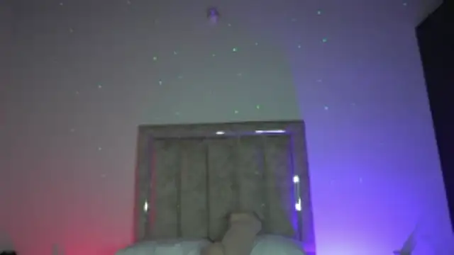 little-Emma online show from March 2, 3:09 am