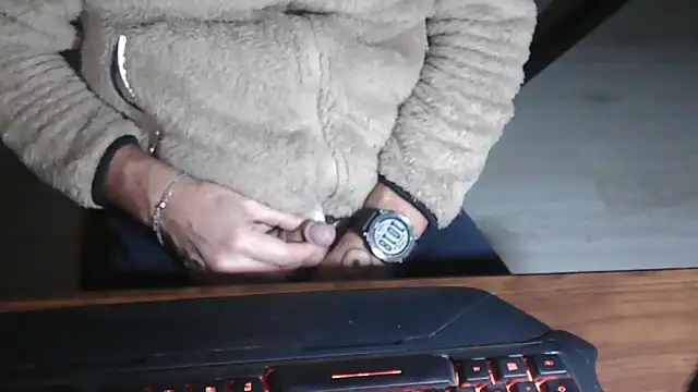 Adri gard online show from November 29, 9:18 pm