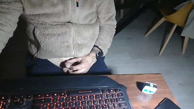 Adri gard online show from March 7, 9:12 pm