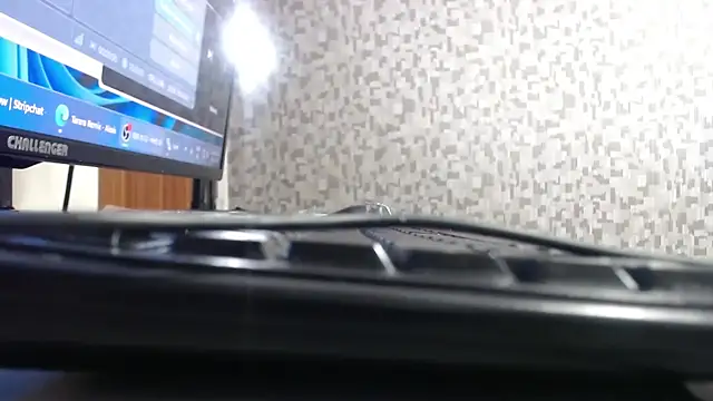 Lilyevansx online show from October 8, 5:10 pm