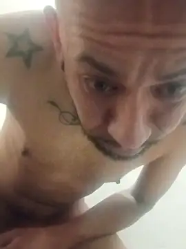 pineda1689 online show from April 13, 4:56 pm