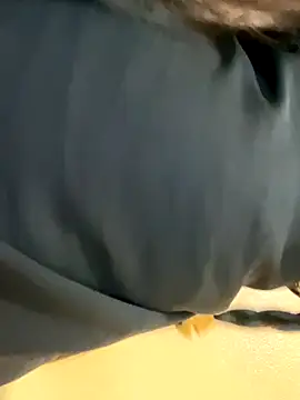 Snapshot of Evelyn_Moon chatting on December 22, 2:25 pm Evelyn Moon online show from December 22, 2:25 pm