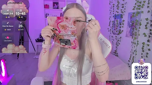 Milia Parker online show from December 18, 8:36 pm