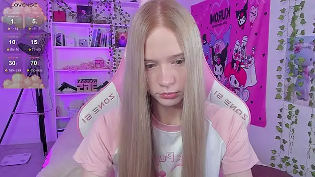 Milia Parker online show from February 18, 1:54 am