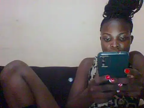 sexxyqueenn22 online show from December 20, 9:50 pm