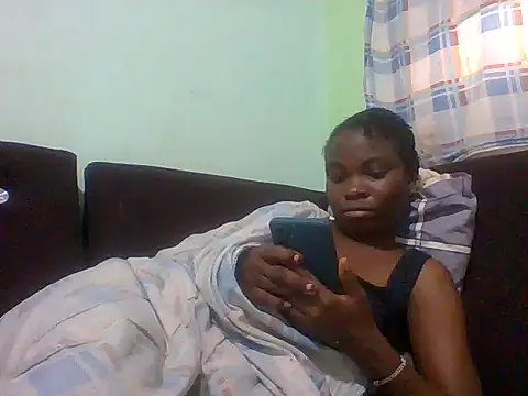 sexxyqueenn22 online show from October 6, 6:00 am