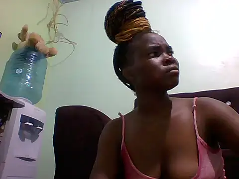 sexxyqueenn22 online show from November 2, 12:46 am