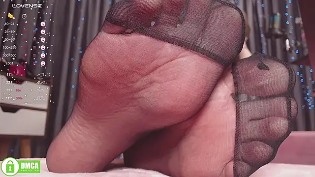 WendyyEmily online show from February 28, 8:20 am