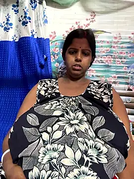 Beauty-queen online show from April 15, 11:50 am