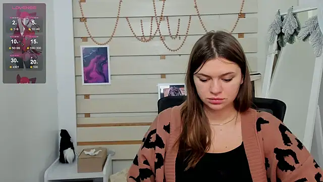 Josephine Kiss online show from January 10, 2:13 pm