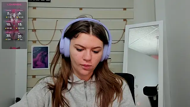 Josephine Kiss online show from January 19, 7:57 am