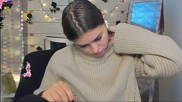 Josephine Kiss online show from October 27, 1:37 pm