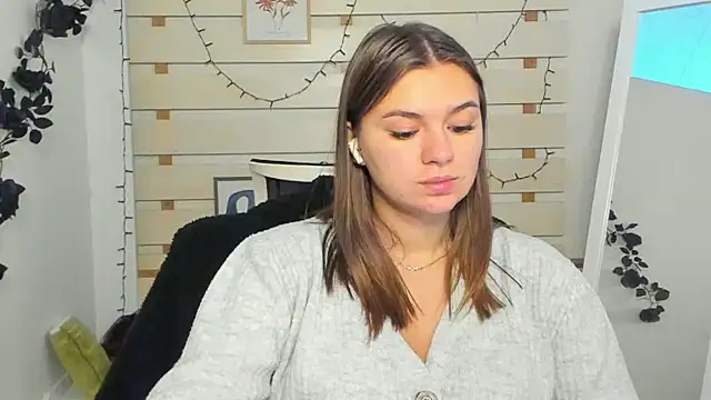 Josephine Kiss online show from November 12, 12:49 pm