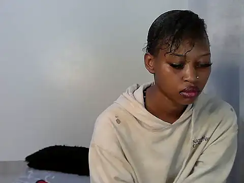 Sweet Vinkah online show from April 7, 2:12 am