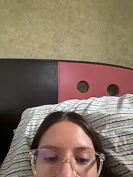 livgomez online show from February 23, 12:48 pm