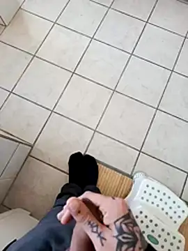 YoungDick25 online show from April 8, 11:43 am