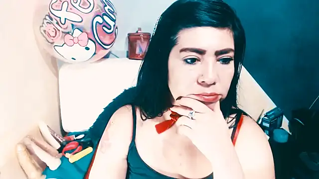 luisahott online show from April 23, 4:09 pm