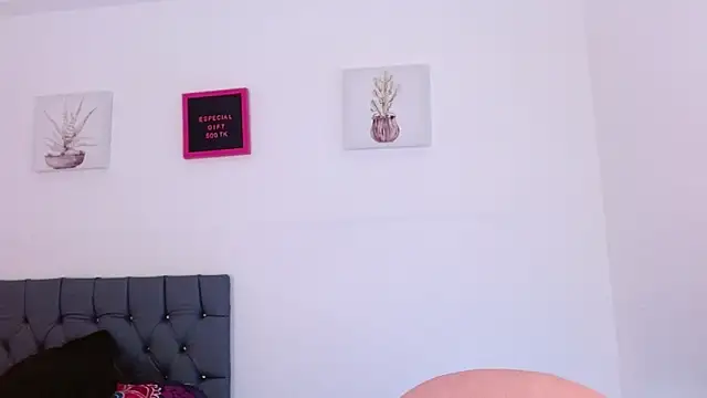  abby Cooper  online show from January 3, 6:01 am