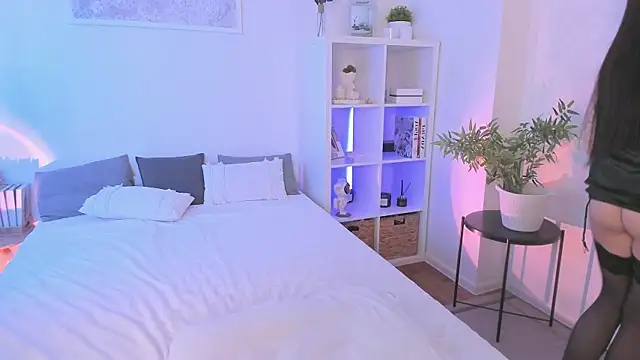 Sasha Miro online show from January 10, 5:05 am