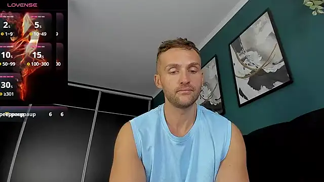 Snapshot of ShawnFucker2 chatting on December 28, 6:39 am ShawnFucker2 online show from December 28, 6:39 am