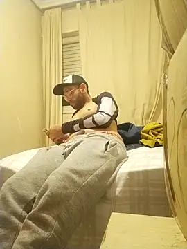 Snapshot of Jrrj2024 chatting on February 28, 10:55 pm Jrrj2024 online show from February 28, 10:55 pm