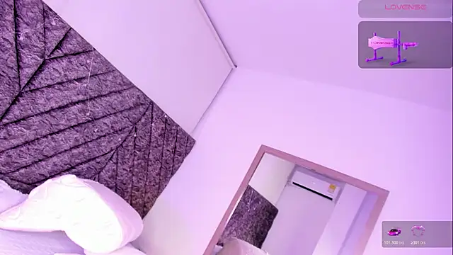 ALONDRAMILF online show from April 7, 12:22 am