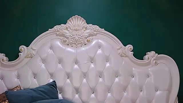 ArielBurn online show from September 15, 12:21 am