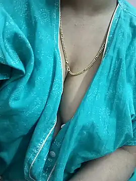 cuteyqueen online show from December 20, 1:11 pm