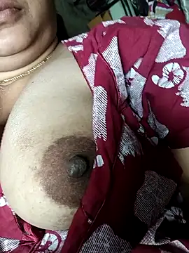 cuteyqueen online show from January 5, 3:11 am