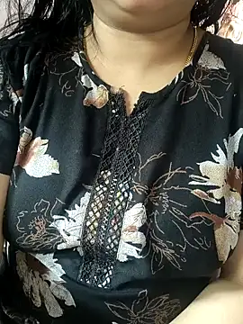 cuteyqueen online show from January 15, 5:08 am