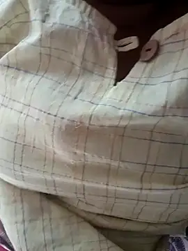 cuteyqueen online show from February 6, 5:57 am