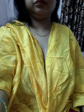 cuteyqueen online show from October 6, 10:23 am