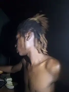 Snapshot of Naughty_Ratty chatting on February 1, 1:12 am Naughty Ratty online show from February 1, 1:12 am