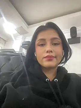 AbbyMillerrr online show from December 30, 8:47 pm