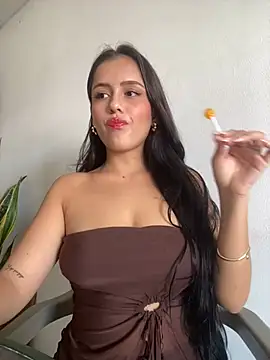 AbbyMillerrr online show from April 23, 8:44 pm